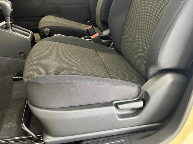 ジムニー ＸＣ　届出済未使用車４型　ＡＴ車両　ＥＴＣ　クルーズコントロール　障害物センサー　衝突被害軽減ブレーキ　オートライト　電動格納ミラー　ＬＥＤヘッドライト　純正１６インチアルミホイール　フォグランプ（34枚目）