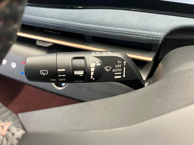 アリア Ｂ６　ｅ－４ＯＲＣＥ　寒冷地仕様車　ナッパレザーシート　プロパイロットリモートパーキング　ＢＯＳＥ　ＣａｒＰｌａｙ　デジタルインナーミラー　ヘッドアップディスプレイ　運転／助手席／後席シートヒーター　ベンチレーション（17枚目）