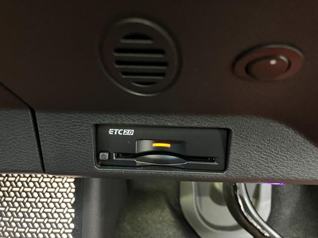 アリア Ｂ６　ｅ－４ＯＲＣＥ　寒冷地仕様車　ナッパレザーシート　プロパイロットリモートパーキング　ＢＯＳＥ　ＣａｒＰｌａｙ　デジタルインナーミラー　ヘッドアップディスプレイ　運転／助手席／後席シートヒーター　ベンチレーション（30枚目）