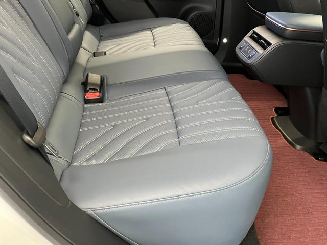 アリア Ｂ６　ｅ－４ＯＲＣＥ　寒冷地仕様車　ナッパレザーシート　プロパイロットリモートパーキング　ＢＯＳＥ　ＣａｒＰｌａｙ　デジタルインナーミラー　ヘッドアップディスプレイ　運転／助手席／後席シートヒーター　ベンチレーション（47枚目）