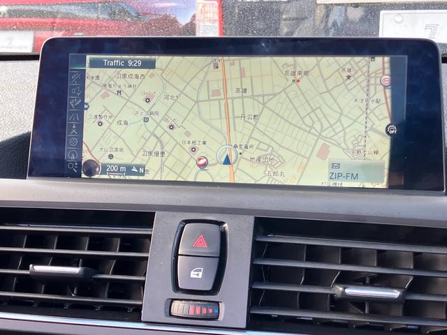 ２シリーズ ２２０ｉカブリオレ　Ｍスポーツ　茶シート　修復歴無し　純正ナビゲーション　モニター修繕済み　バックカメラ　Ｂｌｕｅｔｏｏｔｈ　障害物センサー　運転／助手席シートヒーター　ＨＩＤオートライト　フォグランプ　パドルシフト　ＥＴＣ（17枚目）