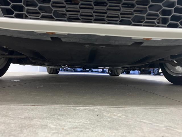 ２シリーズ ２２０ｉカブリオレ　Ｍスポーツ　茶シート　修復歴無し　純正ナビゲーション　モニター修繕済み　バックカメラ　Ｂｌｕｅｔｏｏｔｈ　障害物センサー　運転／助手席シートヒーター　ＨＩＤオートライト　フォグランプ　パドルシフト　ＥＴＣ（62枚目）