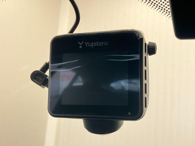 １シリーズ １１８ｄ　Ｍスポーツ　エディションシャドー　純正ナビゲーション　障害物センサー　バックカメラ　Ｂｌｕｅｔｏｏｔｈ　クルーズコントロール　ＥＴＣ　運転／助手席シートヒーター　純正１８インチアルミホイール　ＬＥＤオートライト　フォグランプ（28枚目）