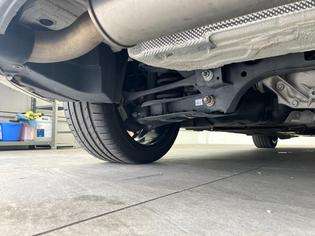 １シリーズ １１８ｄ　Ｍスポーツ　エディションシャドー　純正ナビゲーション　障害物センサー　バックカメラ　Ｂｌｕｅｔｏｏｔｈ　クルーズコントロール　ＥＴＣ　運転／助手席シートヒーター　純正１８インチアルミホイール　ＬＥＤオートライト　フォグランプ（52枚目）