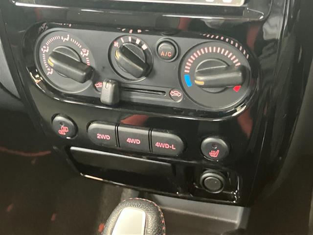 ジムニー クロスアドベンチャー 特別仕様車 AT車両 ハロゲンヘッドライト 運転/助手席シートヒーター ETC メモリナビ Bluetooth CD/DVD フルセグTV キーレス 純正16インチアルミホイール 電動格納ミラー(19枚目)