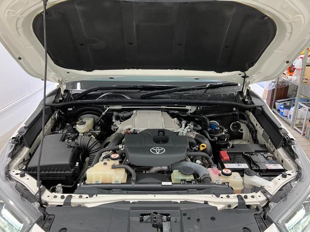 TOYOTA HILUX Z GR SPORT