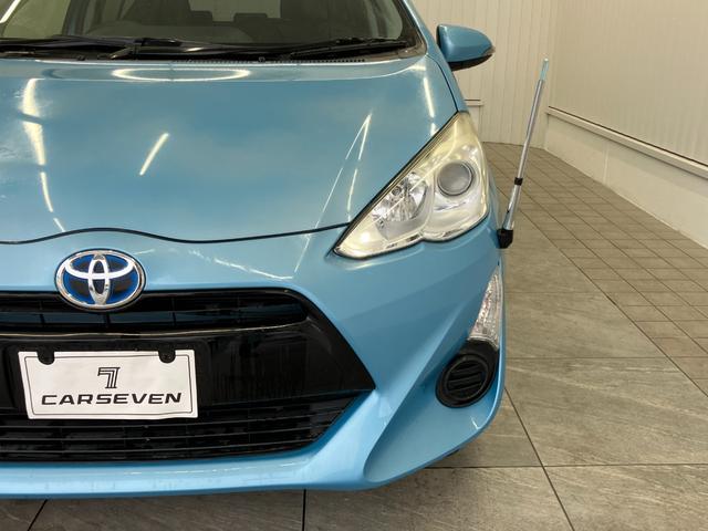 アクア S 修復歴無 コーナーポール ハロゲンオートライト オートマチックハイビーム 衝突被害軽減ブレーキ ETC Bluetooth バックカメラ 純正SDナビゲーション 電動格納ミラー キーレス スマートキー(3枚目)