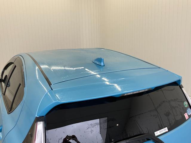 アクア S 修復歴無 コーナーポール ハロゲンオートライト オートマチックハイビーム 衝突被害軽減ブレーキ ETC Bluetooth バックカメラ 純正SDナビゲーション 電動格納ミラー キーレス スマートキー(7枚目)