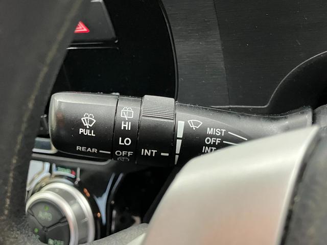 アクア S 修復歴無 コーナーポール ハロゲンオートライト オートマチックハイビーム 衝突被害軽減ブレーキ ETC Bluetooth バックカメラ 純正SDナビゲーション 電動格納ミラー キーレス スマートキー(19枚目)