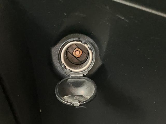 アクア S 修復歴無 コーナーポール ハロゲンオートライト オートマチックハイビーム 衝突被害軽減ブレーキ ETC Bluetooth バックカメラ 純正SDナビゲーション 電動格納ミラー キーレス スマートキー(25枚目)