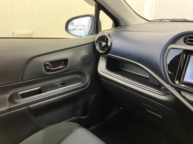 アクア S 修復歴無 コーナーポール ハロゲンオートライト オートマチックハイビーム 衝突被害軽減ブレーキ ETC Bluetooth バックカメラ 純正SDナビゲーション 電動格納ミラー キーレス スマートキー(35枚目)