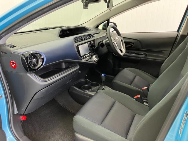 アクア S 修復歴無 コーナーポール ハロゲンオートライト オートマチックハイビーム 衝突被害軽減ブレーキ ETC Bluetooth バックカメラ 純正SDナビゲーション 電動格納ミラー キーレス スマートキー(49枚目)