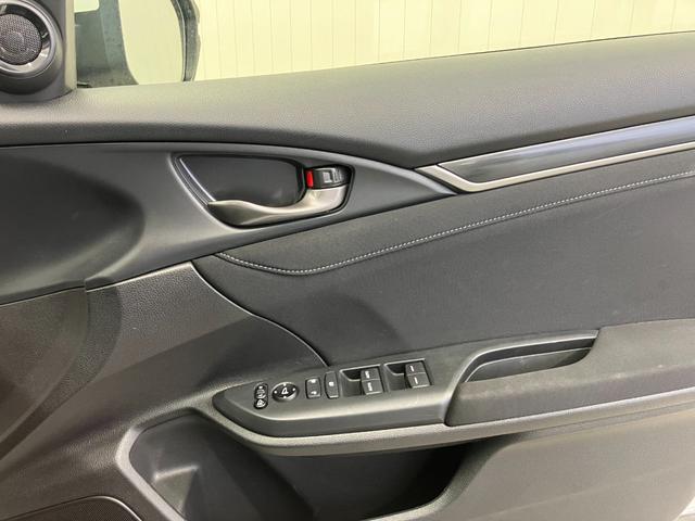 シビック ハッチバック 6速MT車両 プラチナホワイトパール 衝突被害軽減ブレーキ Honda SENSING パワーシート ETC 運転/助手席シートヒーター ブレーキホールド LEDオートライト クルーズコントロール(25枚目)