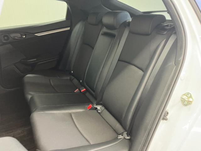 シビック ハッチバック 6速MT車両 プラチナホワイトパール 衝突被害軽減ブレーキ Honda SENSING パワーシート ETC 運転/助手席シートヒーター ブレーキホールド LEDオートライト クルーズコントロール(33枚目)