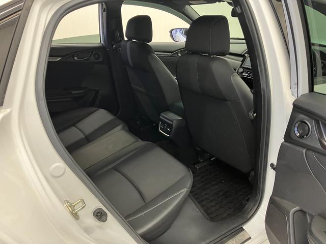 シビック ハッチバック 6速MT車両 プラチナホワイトパール 衝突被害軽減ブレーキ Honda SENSING パワーシート ETC 運転/助手席シートヒーター ブレーキホールド LEDオートライト クルーズコントロール(36枚目)