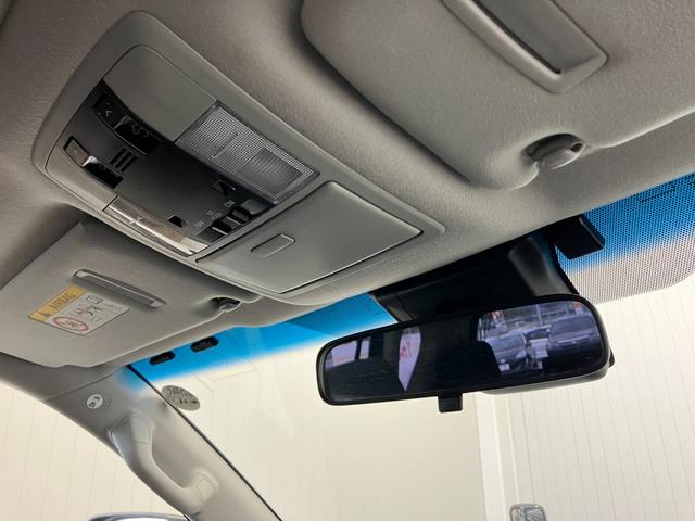 ランドクルーザープラド TX サンルーフ 7人乗り 黒内装 ガソリン 修復歴無し 12ヶ月点検整備・保証付き 純正7インチナビ 追従型クルコン バックカメラ Bluetooth 障害物センサー 社外17インチホイール A/Tタイヤ(33枚目)