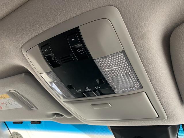 ランドクルーザープラド TX サンルーフ 7人乗り 黒内装 ガソリン 修復歴無し 12ヶ月点検整備・保証付き 純正7インチナビ 追従型クルコン バックカメラ Bluetooth 障害物センサー 社外17インチホイール A/Tタイヤ(35枚目)