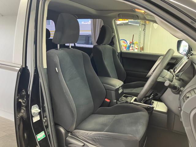 ランドクルーザープラド TX サンルーフ 7人乗り 黒内装 ガソリン 修復歴無し 12ヶ月点検整備・保証付き 純正7インチナビ 追従型クルコン バックカメラ Bluetooth 障害物センサー 社外17インチホイール A/Tタイヤ(43枚目)