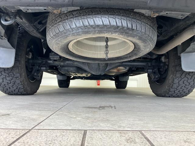 ランドクルーザープラド TX サンルーフ 7人乗り 黒内装 ガソリン 修復歴無し 12ヶ月点検整備・保証付き 純正7インチナビ 追従型クルコン バックカメラ Bluetooth 障害物センサー 社外17インチホイール A/Tタイヤ(66枚目)