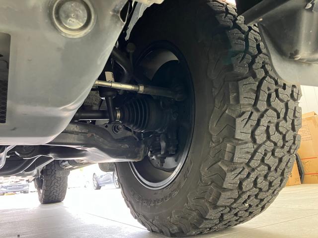 ランドクルーザープラド TX サンルーフ 7人乗り 黒内装 ガソリン 修復歴無し 12ヶ月点検整備・保証付き 純正7インチナビ 追従型クルコン バックカメラ Bluetooth 障害物センサー 社外17インチホイール A/Tタイヤ(71枚目)