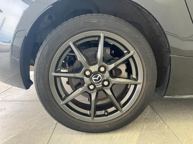 ロードスター Ｓスペシャルパッケージ　ＡＴ車　ＭＴモード付パドルシフト　ＬＥＤオートライト　ＥＴＣ　純正ＳＤナビゲーション　バックカメラ　Ｂｌｕｅｔｏｏｔｈ　フルセグＴＶ　ＣＤ／ＤＶＤ　純正１６インチアルミホイール　キーレス　スマートキー（47枚目）