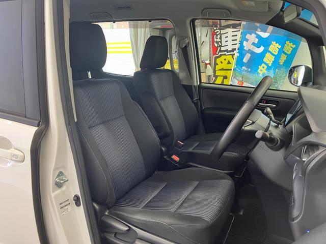 ノア Ｓｉ　修復歴無し　車検整備付　両側電動スライドドア　ＳＤナビ　バックカメラ　ＥＴＣ　Ｂｌｕｅｔｏｏｔｈ　ＣＤ／ＤＶＤ　ＬＥＤオートライト　スマートキー　プッシュスターター　純正１６インチアルミホイール（33枚目）