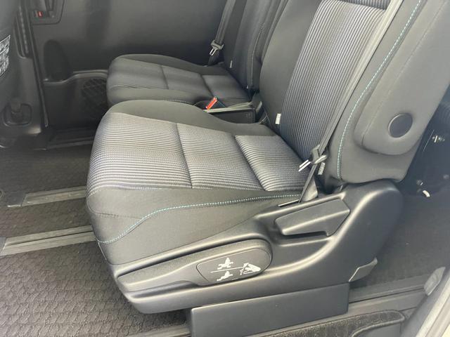 ノア Ｓｉ　修復歴無し　車検整備付　両側電動スライドドア　ＳＤナビ　バックカメラ　ＥＴＣ　Ｂｌｕｅｔｏｏｔｈ　ＣＤ／ＤＶＤ　ＬＥＤオートライト　スマートキー　プッシュスターター　純正１６インチアルミホイール（40枚目）