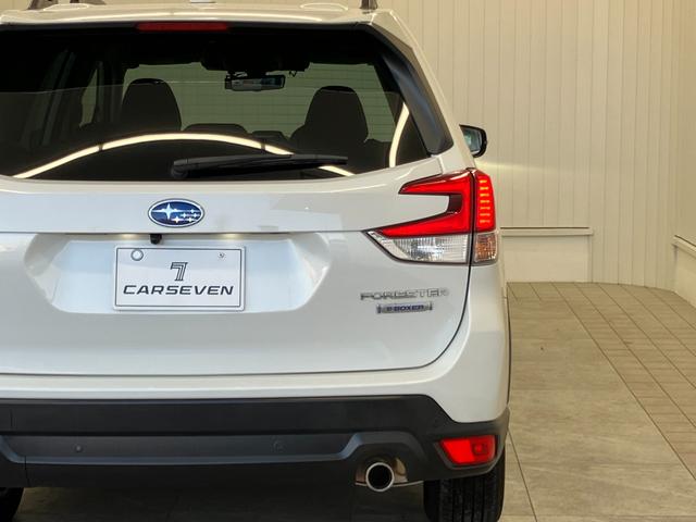 フォレスター ツーリング　障害物センサー　クルーズコントロール　デジタルインナーミラー　ＬＥＤオートライト　Ｂｌｕｅｔｏｏｔｈ　純正１７インチアルミホイール　ブレーキホールド　衝突被害軽減ブレーキ　運転／助手席シートヒーター（4枚目）