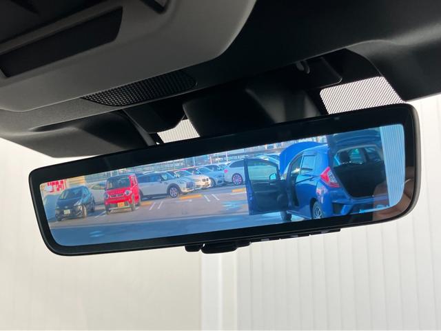 フォレスター ツーリング　障害物センサー　クルーズコントロール　デジタルインナーミラー　ＬＥＤオートライト　Ｂｌｕｅｔｏｏｔｈ　純正１７インチアルミホイール　ブレーキホールド　衝突被害軽減ブレーキ　運転／助手席シートヒーター（30枚目）