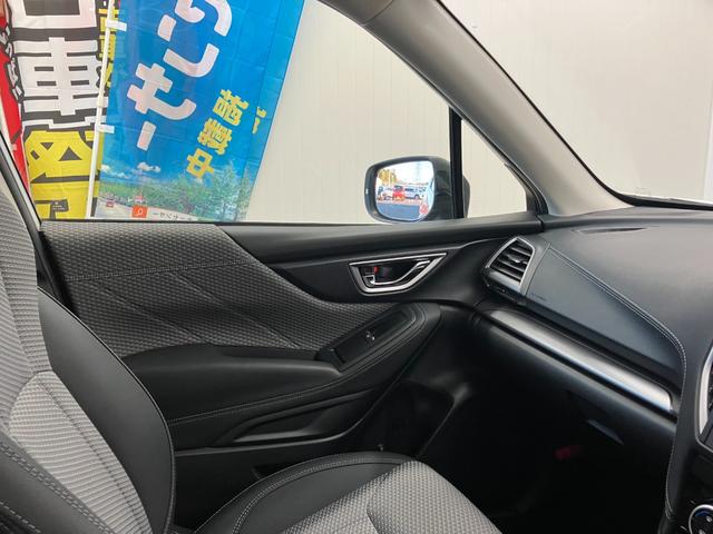 フォレスター ツーリング　障害物センサー　クルーズコントロール　デジタルインナーミラー　ＬＥＤオートライト　Ｂｌｕｅｔｏｏｔｈ　純正１７インチアルミホイール　ブレーキホールド　衝突被害軽減ブレーキ　運転／助手席シートヒーター（33枚目）