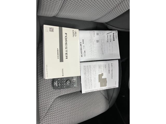 フォレスター ツーリング　障害物センサー　クルーズコントロール　デジタルインナーミラー　ＬＥＤオートライト　Ｂｌｕｅｔｏｏｔｈ　純正１７インチアルミホイール　ブレーキホールド　衝突被害軽減ブレーキ　運転／助手席シートヒーター（35枚目）