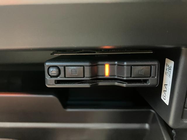 フォレスター ツーリング　障害物センサー　クルーズコントロール　デジタルインナーミラー　ＬＥＤオートライト　Ｂｌｕｅｔｏｏｔｈ　純正１７インチアルミホイール　ブレーキホールド　衝突被害軽減ブレーキ　運転／助手席シートヒーター（37枚目）