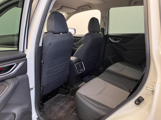 フォレスター ツーリング　障害物センサー　クルーズコントロール　デジタルインナーミラー　ＬＥＤオートライト　Ｂｌｕｅｔｏｏｔｈ　純正１７インチアルミホイール　ブレーキホールド　衝突被害軽減ブレーキ　運転／助手席シートヒーター（47枚目）