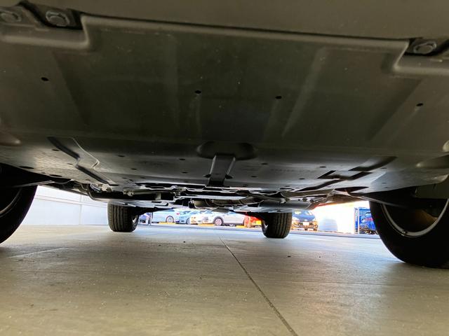 フォレスター ツーリング　障害物センサー　クルーズコントロール　デジタルインナーミラー　ＬＥＤオートライト　Ｂｌｕｅｔｏｏｔｈ　純正１７インチアルミホイール　ブレーキホールド　衝突被害軽減ブレーキ　運転／助手席シートヒーター（62枚目）