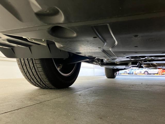 フォレスター ツーリング　障害物センサー　クルーズコントロール　デジタルインナーミラー　ＬＥＤオートライト　Ｂｌｕｅｔｏｏｔｈ　純正１７インチアルミホイール　ブレーキホールド　衝突被害軽減ブレーキ　運転／助手席シートヒーター（63枚目）