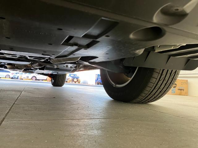 フォレスター ツーリング　障害物センサー　クルーズコントロール　デジタルインナーミラー　ＬＥＤオートライト　Ｂｌｕｅｔｏｏｔｈ　純正１７インチアルミホイール　ブレーキホールド　衝突被害軽減ブレーキ　運転／助手席シートヒーター（64枚目）