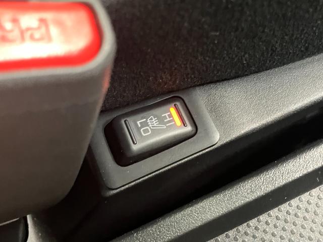 ガラスコーティングやＥＴＣ、ドライブレコーダーなどパーツの取り付けお見積もりのご相談も承っております！！