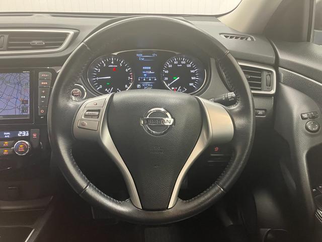 エクストレイル ２０Ｘ　エマージェンシーブレーキパッケージ　ワンオーナー車両　４ＷＤ　７人乗り　純正アルミホイールスタッドレスタイヤ有　障害物センサー　後席モニター　純正ＳＤナビゲーション　ＣＤ／ＤＶＤ　Ｂｌｕｅｔｏｏｔｈ　運転／助手席シートヒーター　ＥＴＣ（12枚目）