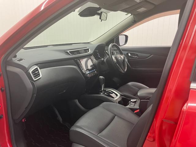 エクストレイル ２０Ｘ　エマージェンシーブレーキパッケージ　ワンオーナー車両　４ＷＤ　７人乗り　純正アルミホイールスタッドレスタイヤ有　障害物センサー　後席モニター　純正ＳＤナビゲーション　ＣＤ／ＤＶＤ　Ｂｌｕｅｔｏｏｔｈ　運転／助手席シートヒーター　ＥＴＣ（41枚目）