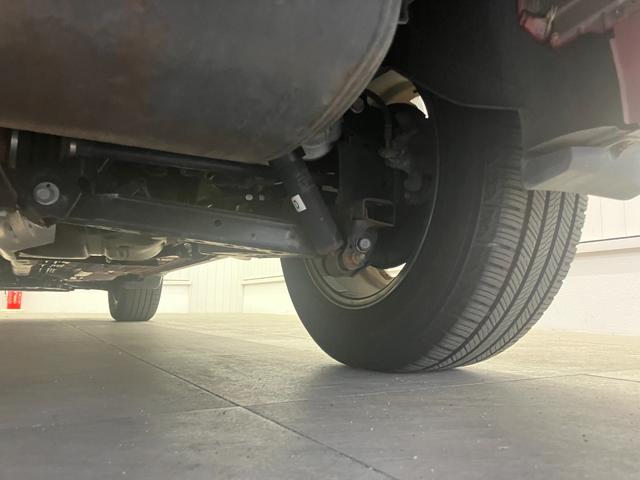 エクストレイル ２０Ｘ　エマージェンシーブレーキパッケージ　ワンオーナー車両　４ＷＤ　７人乗り　純正アルミホイールスタッドレスタイヤ有　障害物センサー　後席モニター　純正ＳＤナビゲーション　ＣＤ／ＤＶＤ　Ｂｌｕｅｔｏｏｔｈ　運転／助手席シートヒーター　ＥＴＣ（62枚目）