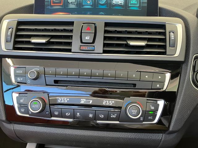 ２シリーズ ２２０ｉカブリオレ　Ｍスポーツ　１オーナー車両　アルピンホワイトＩＩＩ×赤シート　運転／助手席シートヒーター　障害物センサー　ＥＴＣ　純正ナビゲーション　バックカメラ　Ｂｌｕｅｔｏｏｔｈ　パドルシフト　純正１７インチアルミホイール（29枚目）