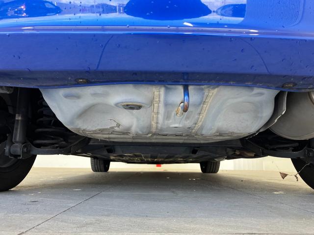 フィットハイブリッド Ｆパッケージ　修復歴無し　車検整備付　１２ヶ月保証付き　純正ナビ　バックカメラ　Ｂｌｕｅｔｏｏｔｈ　ＥＴＣ　ＣＤ／ＤＶＤ　スマートキー　プッシュスターター　スペアキー　電動格納ミラー　社外１５インチアルミホイール（51枚目）