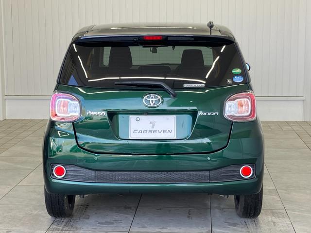 パッソ モーダ　Ｇパッケージ　修復歴無し　ツートンカラー　純正７インチナビゲーション　バックカメラ　Ｂｌｕｅｔｏｏｔｈ　フルセグＴＶ　ＣＤ／ＤＶＤ　ＥＴＣ　ＬＥＤオートライト　純正１４インチアルミホイール　衝突被害軽減ブレーキ（5枚目）