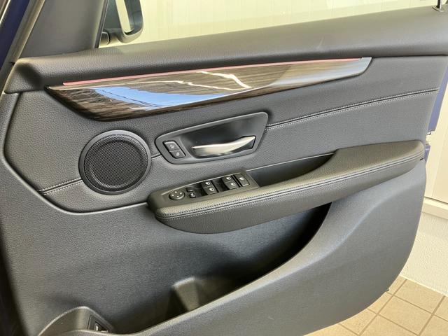 2シリーズ 218dグランツアラー ラグジュアリー 車検整備付 純正ナビ バックカメラ 障害物センサー ETC LEDオートライト 純正17インチアルミホイール フォグランプ 運転/助手席シートヒーター スマートキー プッシュスターター 電動シート(35枚目)