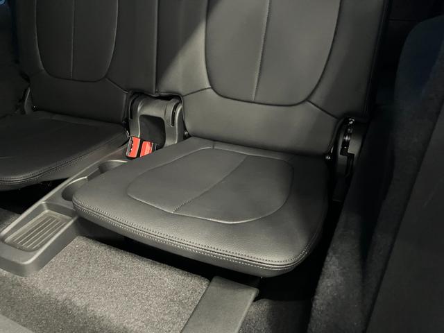 2シリーズ 218dグランツアラー ラグジュアリー 車検整備付 純正ナビ バックカメラ 障害物センサー ETC LEDオートライト 純正17インチアルミホイール フォグランプ 運転/助手席シートヒーター スマートキー プッシュスターター 電動シート(47枚目)