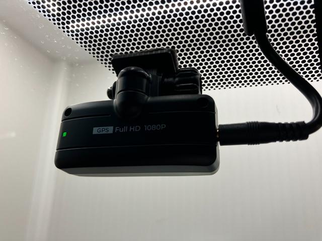 ハリアー Ｓ　修復歴無し　１２ヶ月保証・点検整備付　純正ディスプレイオーディオナビキット有　バックカメラ　ＣａｒＰｌａｙ／Ａｎｄｒｏｉｄ　Ａｕｔｏ　追従型クルコン　障害物センサー　ブラインドスポットモニター　ＥＴＣ（32枚目）