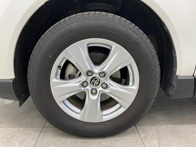 ハリアー Ｓ　修復歴無し　１２ヶ月保証・点検整備付　純正ディスプレイオーディオナビキット有　バックカメラ　ＣａｒＰｌａｙ／Ａｎｄｒｏｉｄ　Ａｕｔｏ　追従型クルコン　障害物センサー　ブラインドスポットモニター　ＥＴＣ（56枚目）