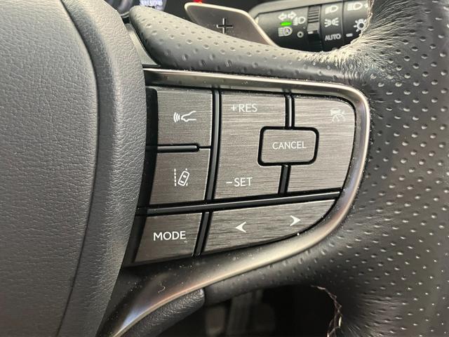 ＬＳ ＬＳ５００ｈ　Ｆスポーツ　ムーンルーフ　赤シート　Ｍａｒｋ　Ｌｅｖｉｎｓｏｎ　運転／助手席／リアシート・ステアリングヒーター　運転／助手席ベンチレーション　デジタルインナーミラー　ヘッドアップディスプレイ　全方位カメラ（17枚目）