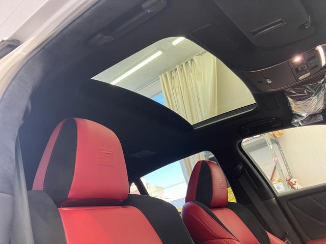 ＬＳ ＬＳ５００ｈ　Ｆスポーツ　ムーンルーフ　赤シート　Ｍａｒｋ　Ｌｅｖｉｎｓｏｎ　運転／助手席／リアシート・ステアリングヒーター　運転／助手席ベンチレーション　デジタルインナーミラー　ヘッドアップディスプレイ　全方位カメラ（45枚目）