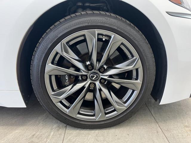 ＬＳ ＬＳ５００ｈ　Ｆスポーツ　ムーンルーフ　赤シート　Ｍａｒｋ　Ｌｅｖｉｎｓｏｎ　運転／助手席／リアシート・ステアリングヒーター　運転／助手席ベンチレーション　デジタルインナーミラー　ヘッドアップディスプレイ　全方位カメラ（60枚目）